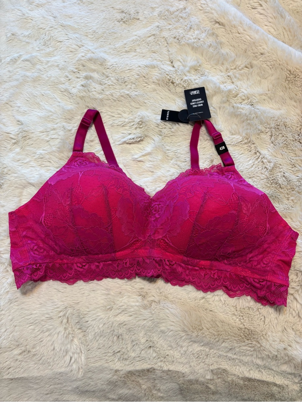 Torrid Curve Pink Lace Bralette in Fuchsia 42B Wire free NWT